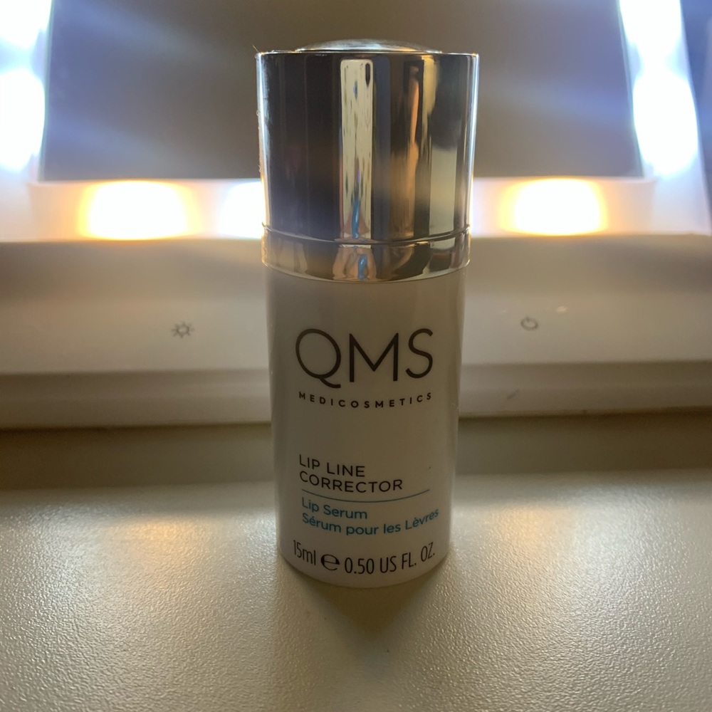 Lip serum